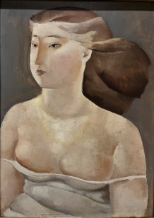 Torse nu à la nuisette